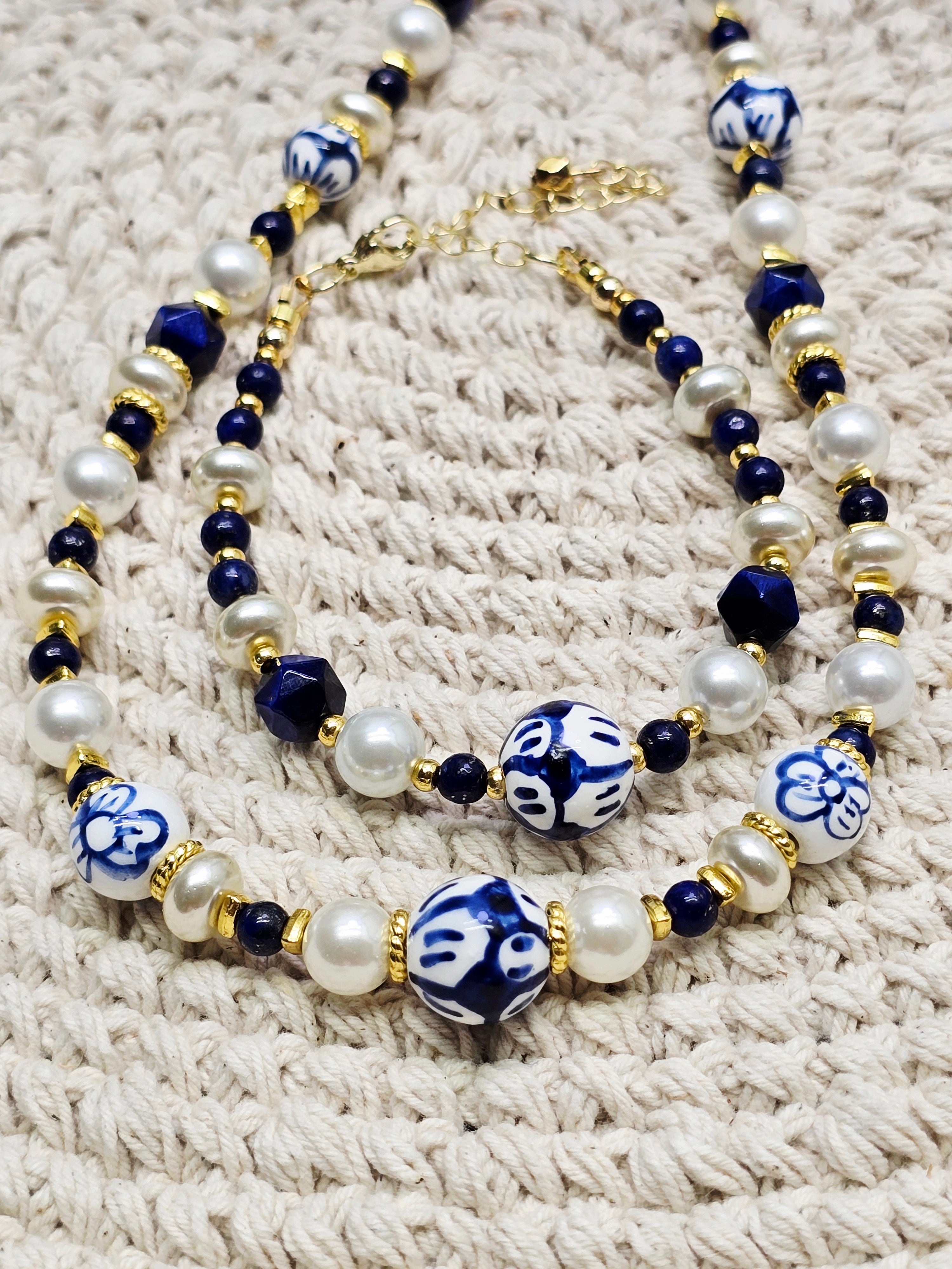 R A I Z E S - Necklace and Bracelet Set